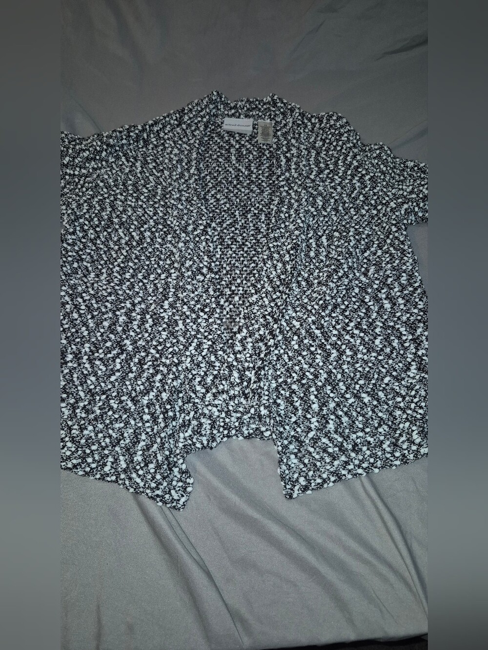 Womens Black/white Sweater PS